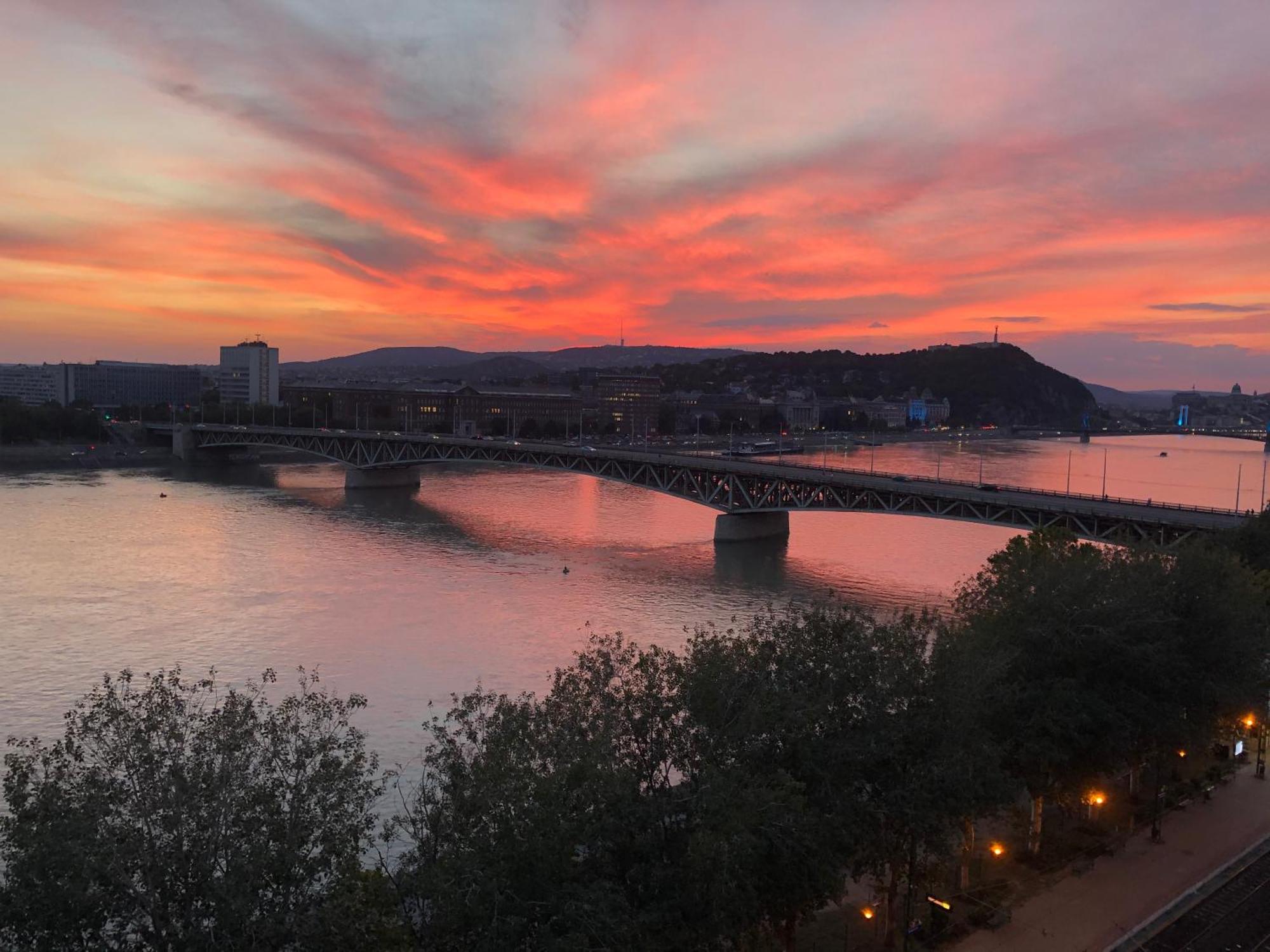Danube Paradise Budapest Eksteriør bilde